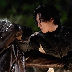 Fotoğraf The Old Woman with the Knife