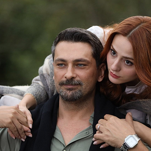 Fotoğraf Aynadaki Yabancı