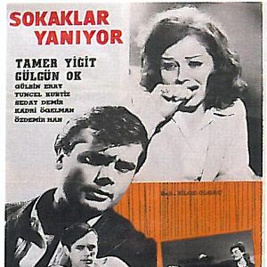 Fotoğraf Sokaklar Yanıyor