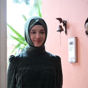 Fotoğraf Kızıl Goncalar