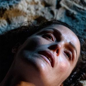 Fotoğraf Bacaklarım Olsaydı Seni Tekmelerdim