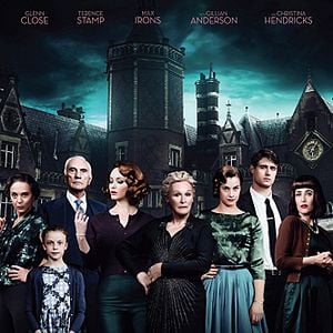 Fotoğraf Çarpık Evdeki Cesetler