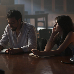 Fotoğraf Kızıl Goncalar