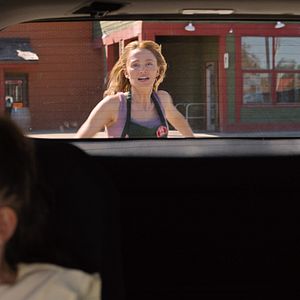 Fotoğraf Maika Monroe