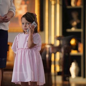 Fotoğraf Aynadaki Yabancı