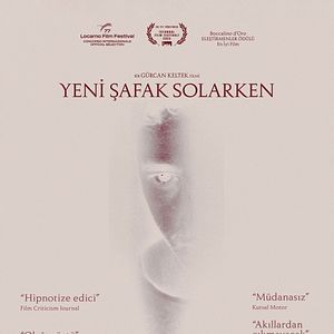 Fotoğraf Yeni Şafak Solarken