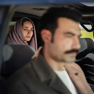 Fotoğraf Sevdan Bir Ateş