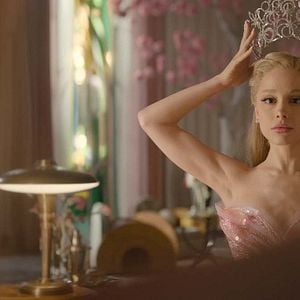 Fotoğraf Ariana Grande