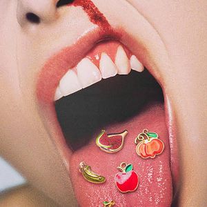 Fotoğraf Forbidden Fruits