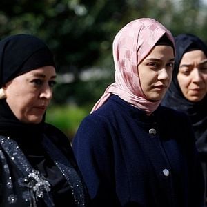 Fotoğraf Kızıl Goncalar