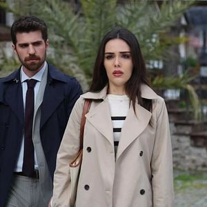 Fotoğraf Üç Kız Kardeş