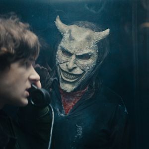 Fotoğraf Siyah Telefon 2