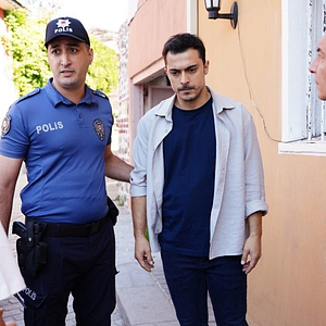 Fotoğraf Güller ve Günahlar