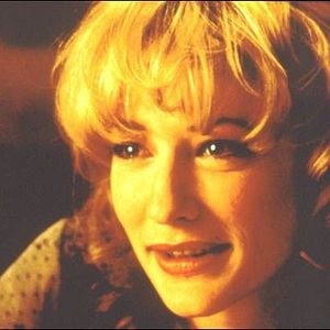 Fotoğraf Pushing Tin