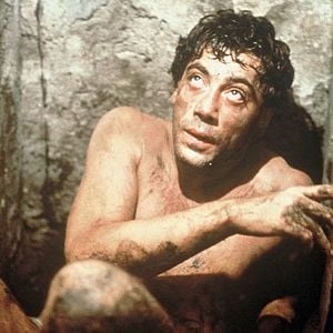 Fotoğraf Karanlıktan Önce