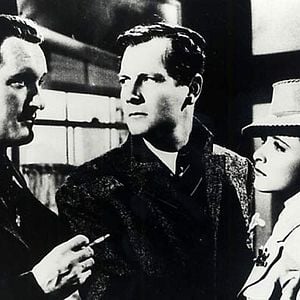 Fotoğraf Foreign Correspondent