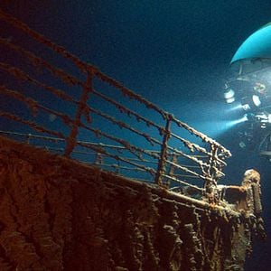 Fotoğraf Ghosts of the Abyss