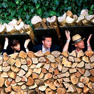 Fotoğraf Katil Komşum Geri Döndü