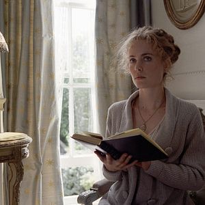 Fotoğraf Radha Mitchell