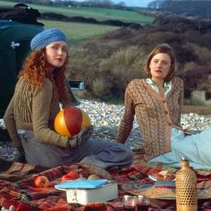 Fotoğraf Romola Garai