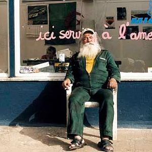 Fotoğraf Djamel Bensalah