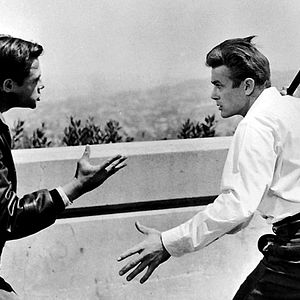 Fotoğraf Asi Gençlik