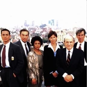 Fotoğraf Law & Order