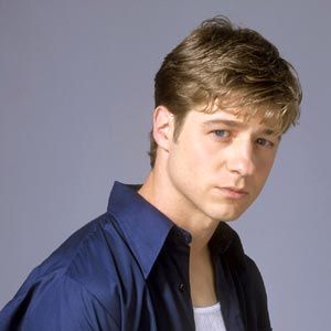 Fotoğraf Ben McKenzie