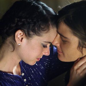 Fotoğraf Mia Kirshner