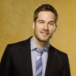 Fotoğraf Luke MacFarlane