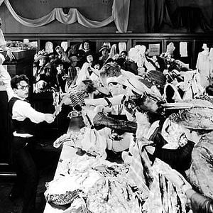 Fotoğraf Güvenlik Sonra Gelir!