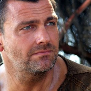 Fotoğraf Ray Stevenson