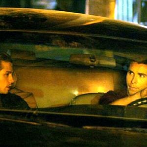 Fotoğraf Acımasız Hayat