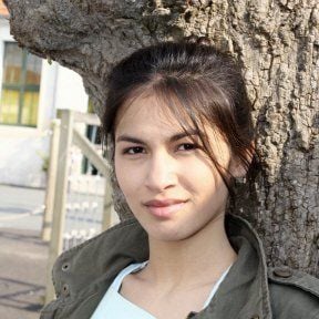 Fotoğraf Mademoiselle Joubert