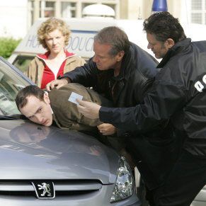 Fotoğraf Commissaire Moulin