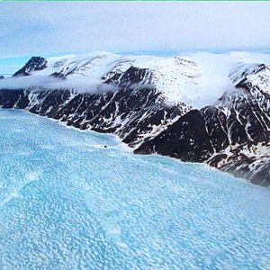 Fotoğraf Beyaz Gezegen