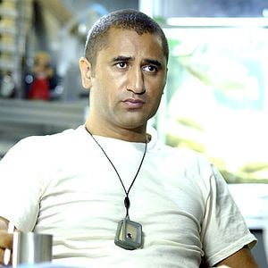 Fotoğraf Cliff Curtis
