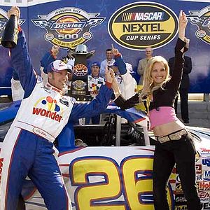 Fotoğraf Talladega Nights: The Ballad of Ricky Bobby