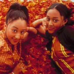 Fotoğraf Sister, Sister