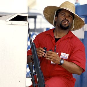 Fotoğraf Her Şey Parayla Güzel