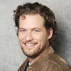 Fotoğraf James Tupper