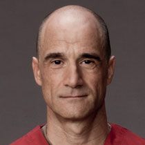 Fotoğraf Elias Koteas