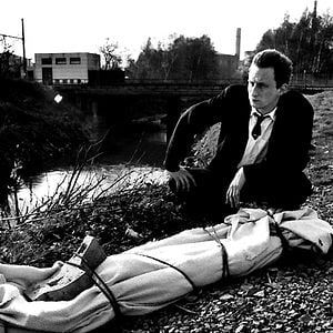 Fotoğraf Man Bites Dog