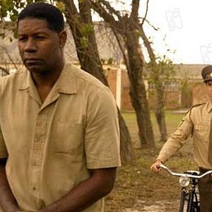 Fotoğraf Dennis Haysbert