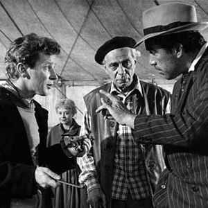 Fotoğraf Sonsuz Sokaklar