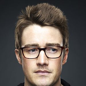 Fotoğraf Robert Buckley
