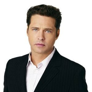 Fotoğraf Jason Priestley