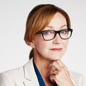 Fotoğraf Julie White