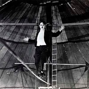 Fotoğraf The Circus