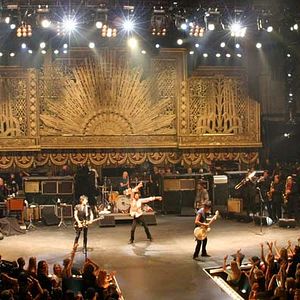 Fotoğraf Shine a Light